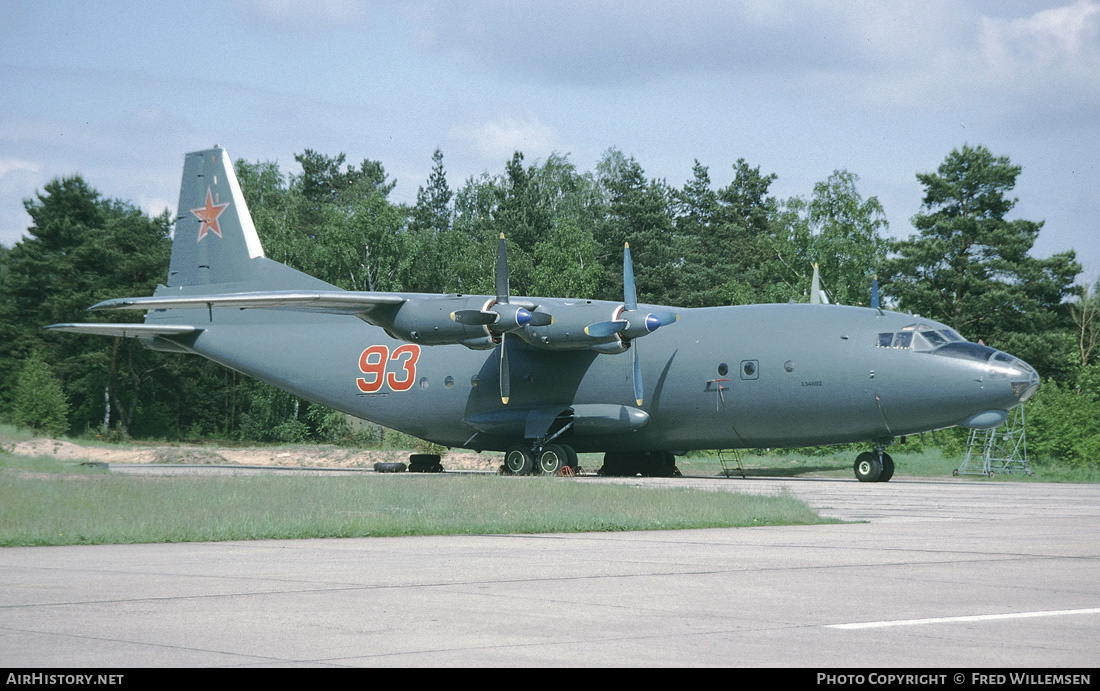 Aircraft Photo of 93 red | Antonov An-12BP | Russia - Air Force | AirHistory.net #177398