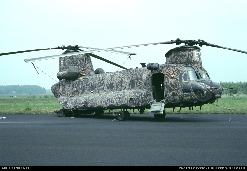 Aircraft Photo of ZA720 | Boeing Vertol Chinook HC1 (352) | UK - Air Force | AirHistory.net #177406