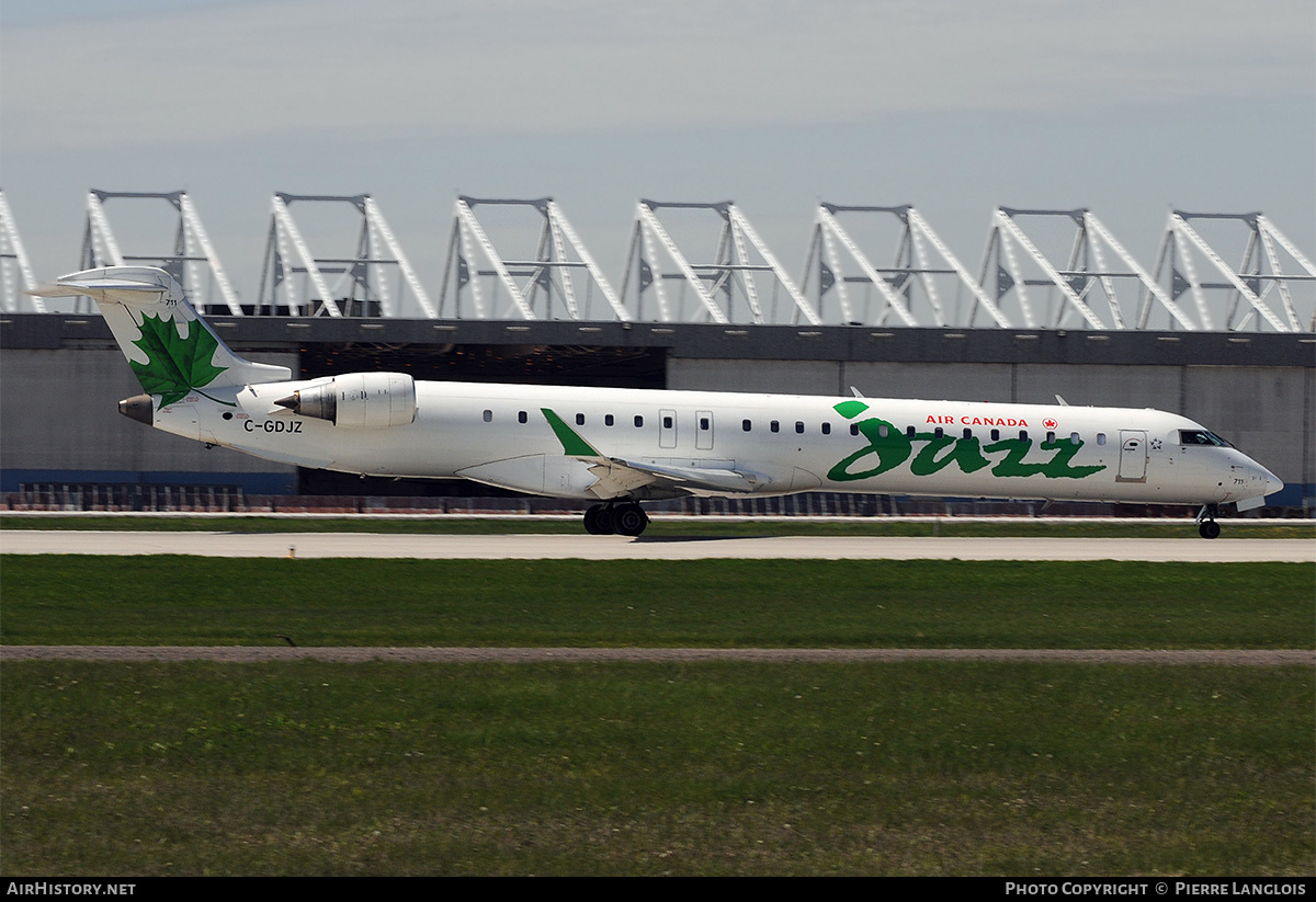Aircraft Photo of C-GDJZ | Bombardier CRJ-705ER (CL-600-2D15) | Air Canada Jazz | AirHistory.net #177567