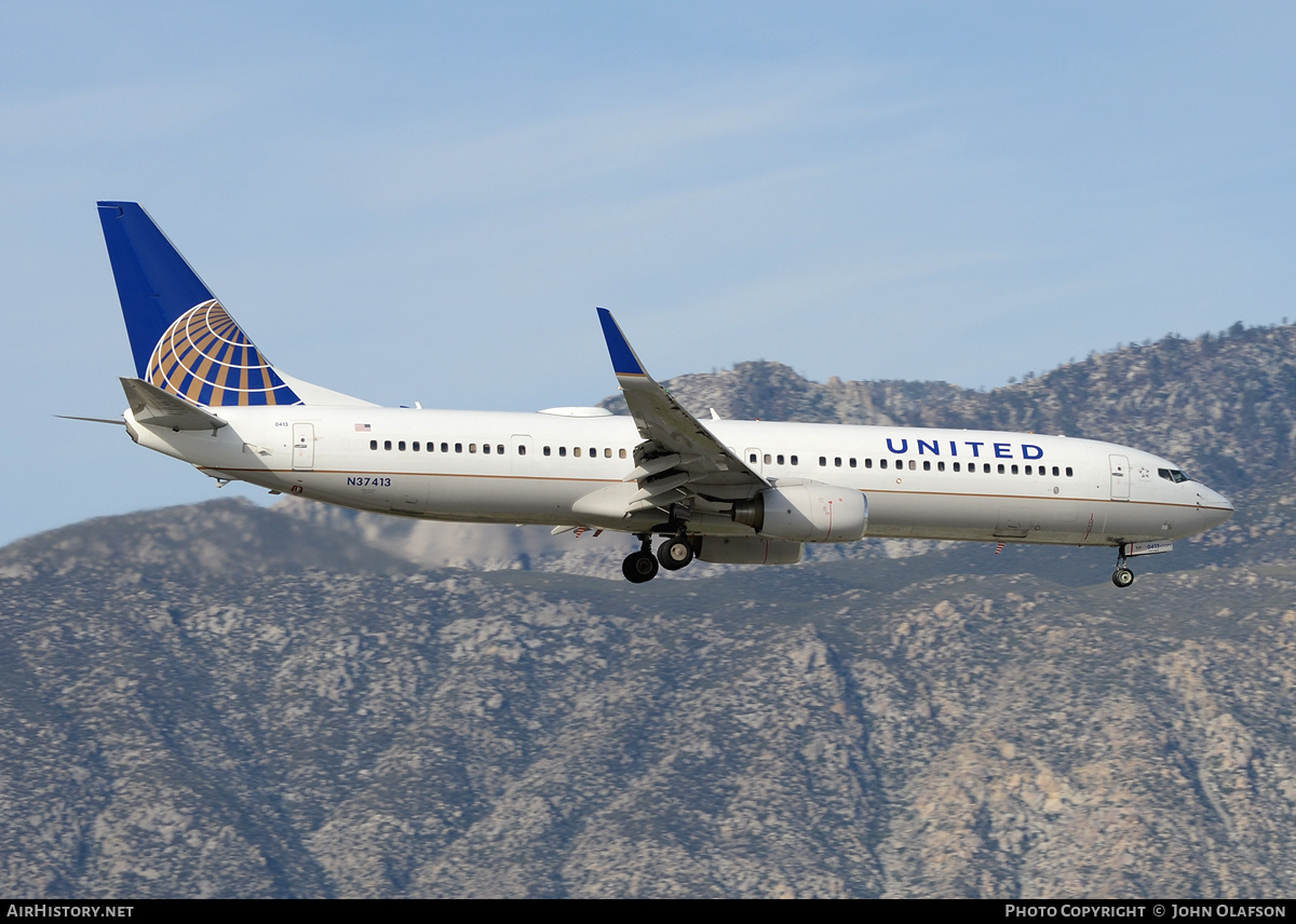 Aircraft Photo of N37413 | Boeing 737-924/ER | United Airlines | AirHistory.net #177595