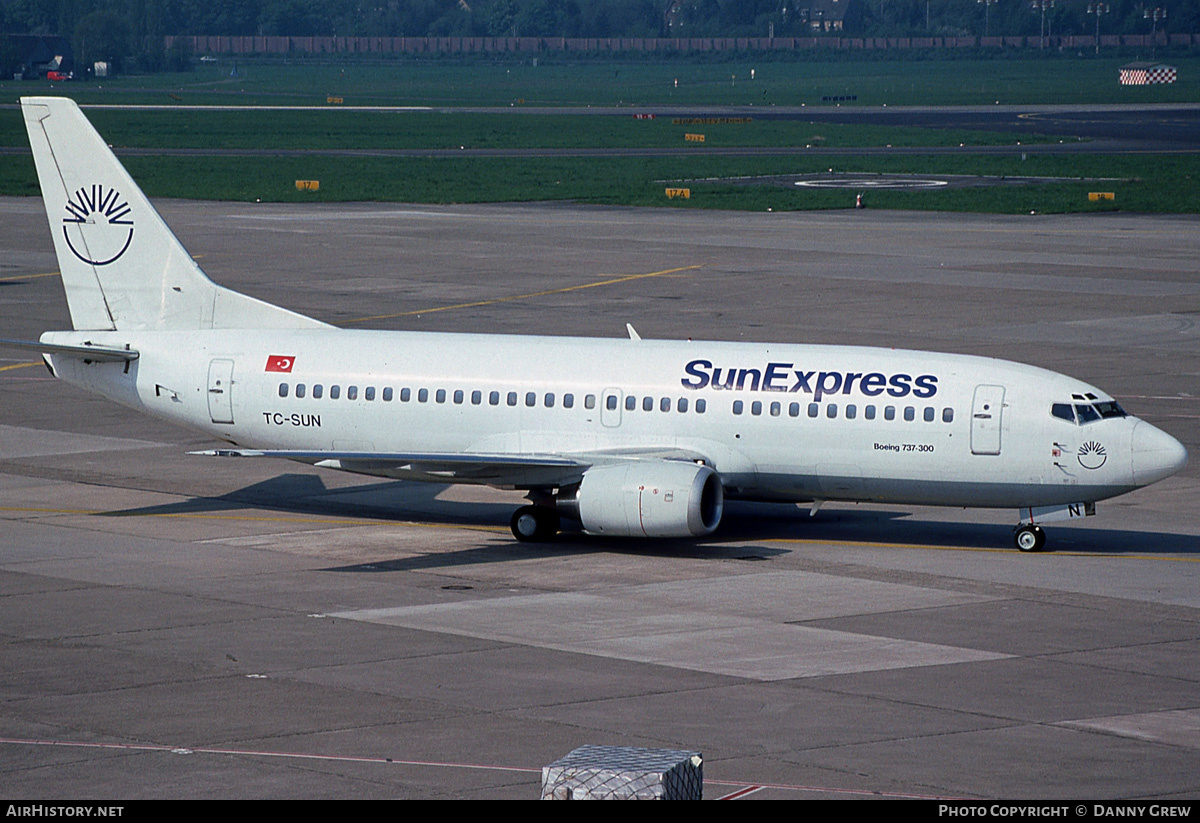Aircraft Photo of TC-SUN | Boeing 737-3Y0 | SunExpress | AirHistory.net #177670