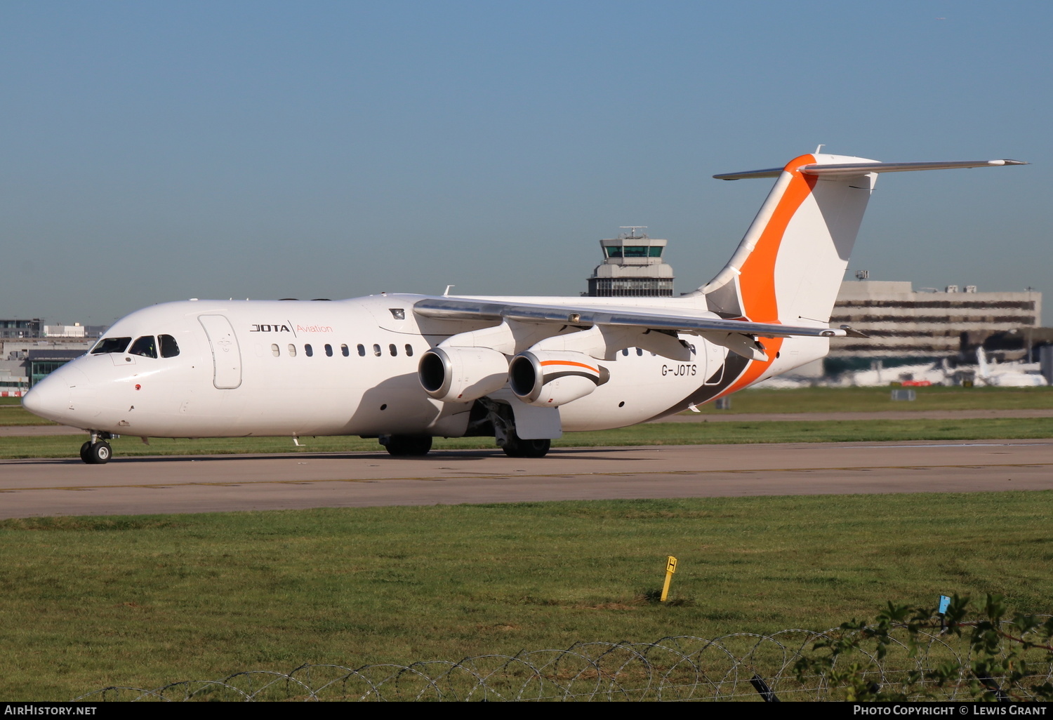 Aircraft Photo of G-JOTS | BAE Systems Avro 146-RJ100 | Jota Aviation | AirHistory.net #177685