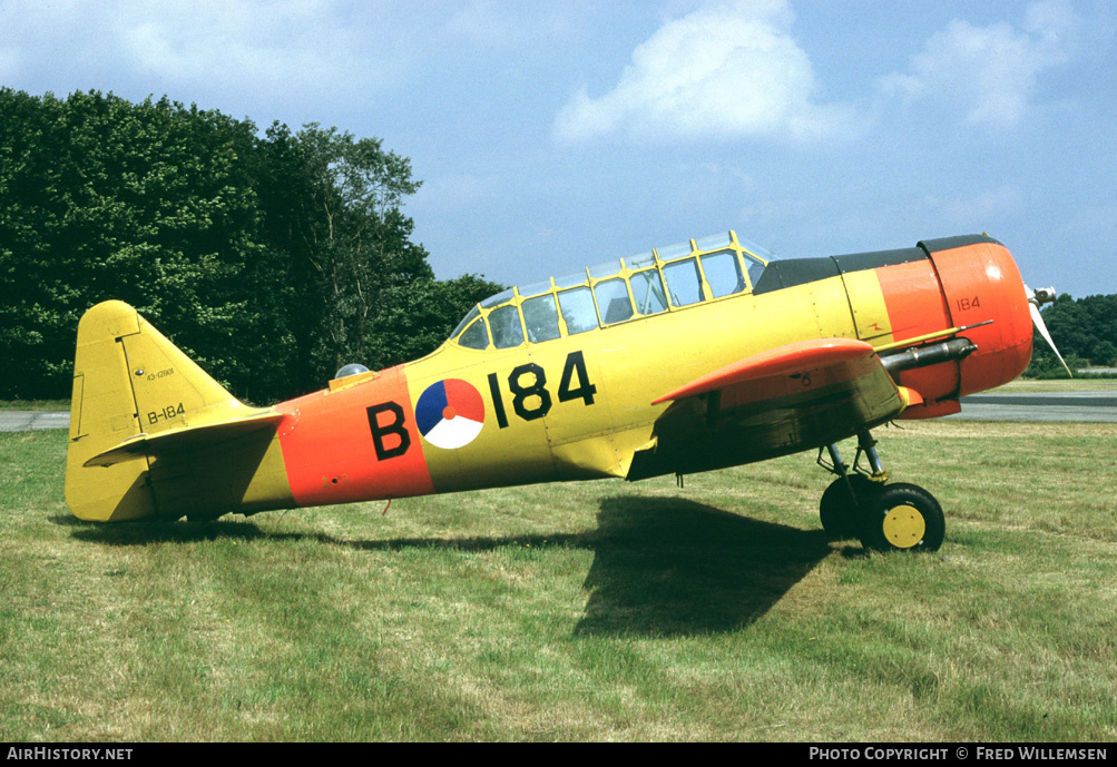 Aircraft Photo of B-184 | North American AT-16 Harvard IIB | Netherlands - Air Force | AirHistory.net #177879