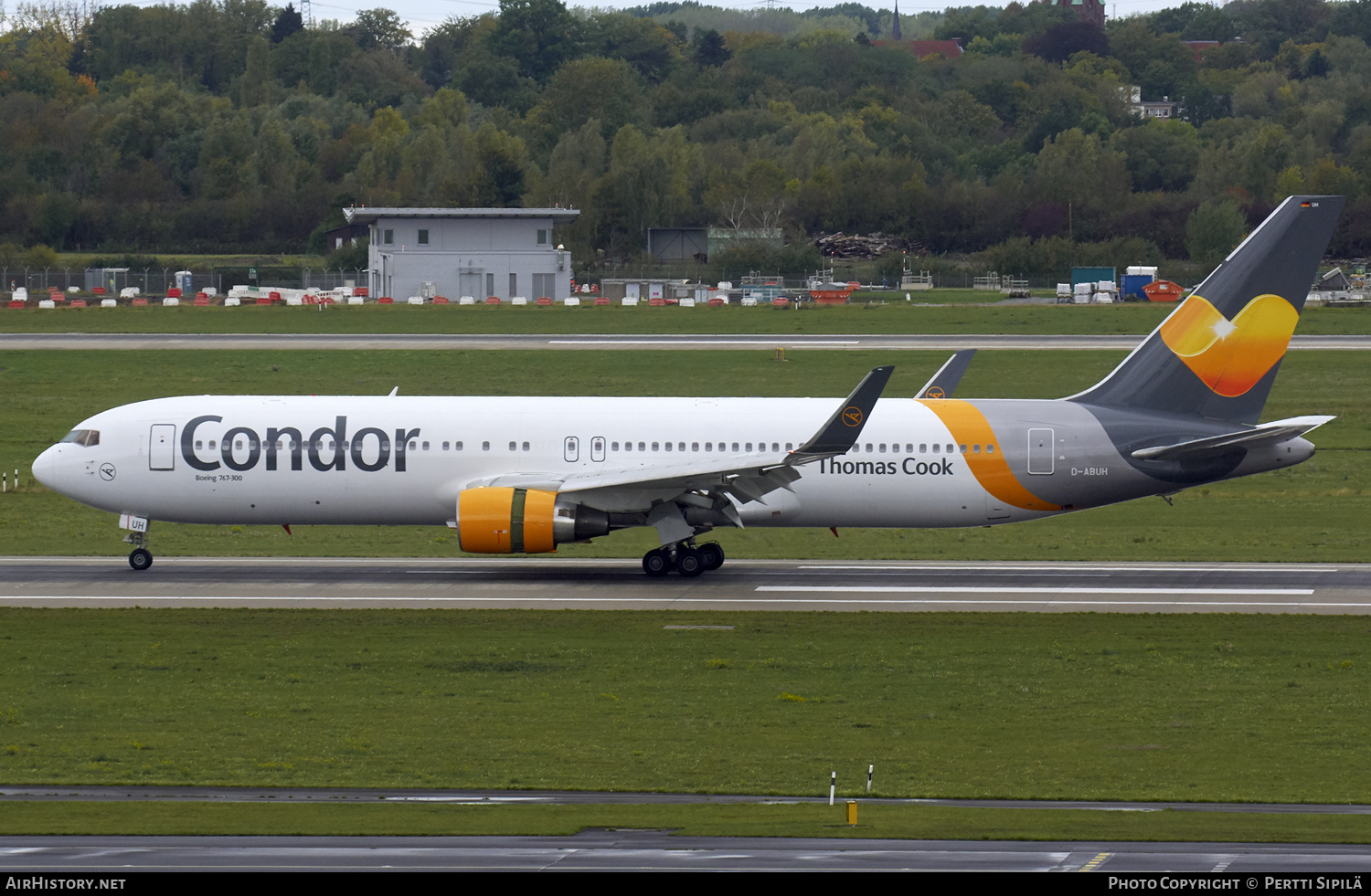 Aircraft Photo of D-ABUH | Boeing 767-330/ER | Condor Flugdienst | AirHistory.net #177921