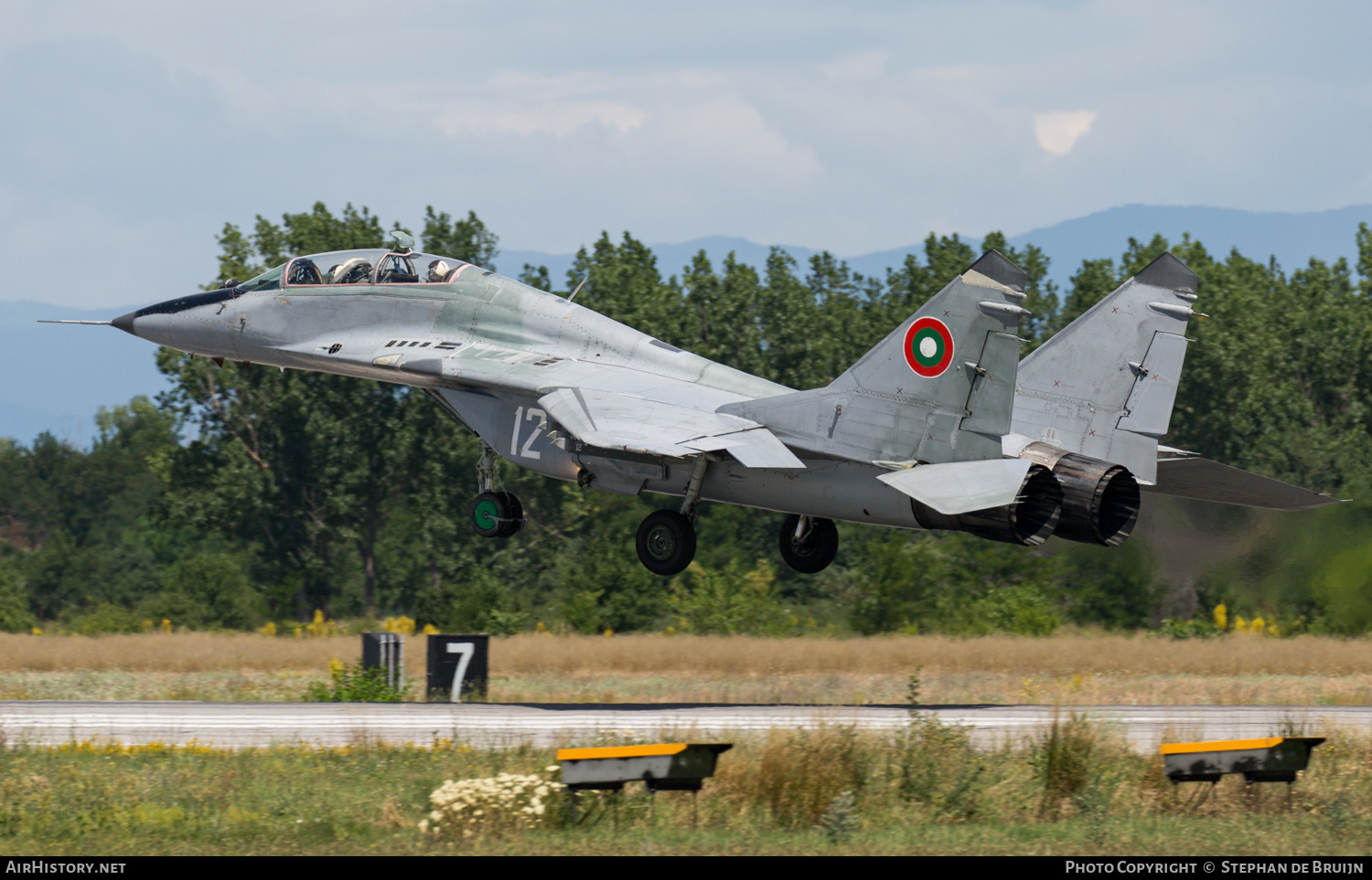 Aircraft Photo of 12 | Mikoyan-Gurevich MiG-29UB (9-51) | Bulgaria - Air Force | AirHistory.net #177976