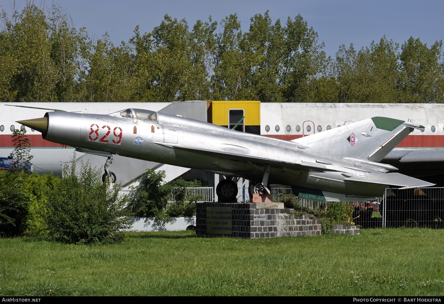 Aircraft Photo of 829 | Mikoyan-Gurevich MiG-21SPS | East Germany - Air Force | AirHistory.net #177988