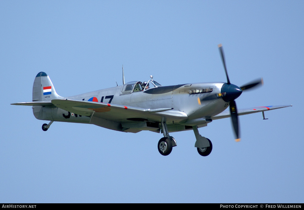 Aircraft Photo of PH-OUQ / MK732 | Supermarine 361 Spitfire LF9C | Netherlands - Air Force | AirHistory.net #178113