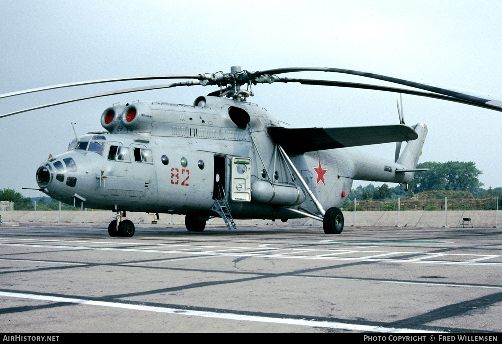 Aircraft Photo of 82 red | Mil Mi-6A | Russia - Air Force | AirHistory.net #178233