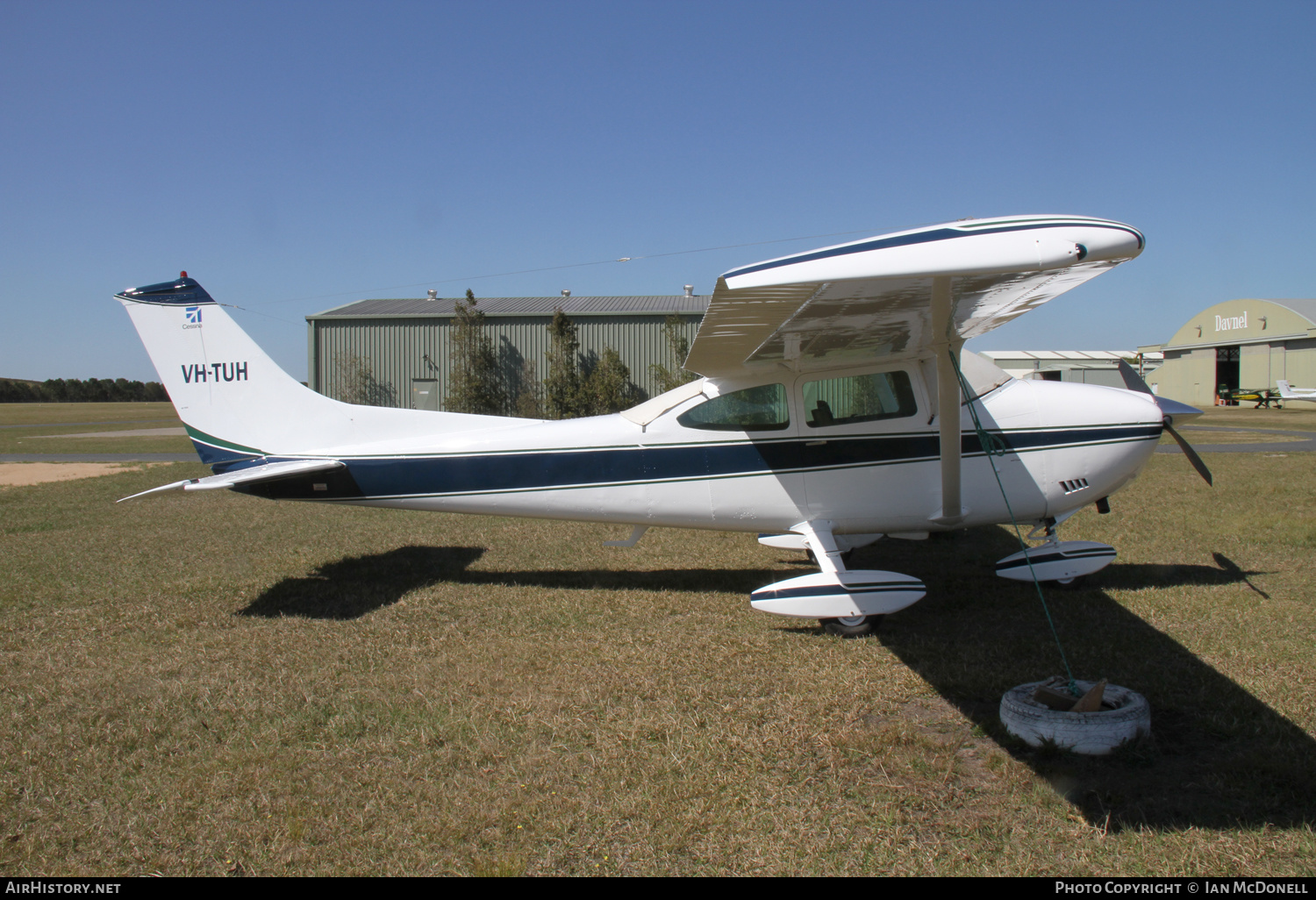Aircraft Photo of VH-TUH | Cessna 182P Skylane | AirHistory.net #178409