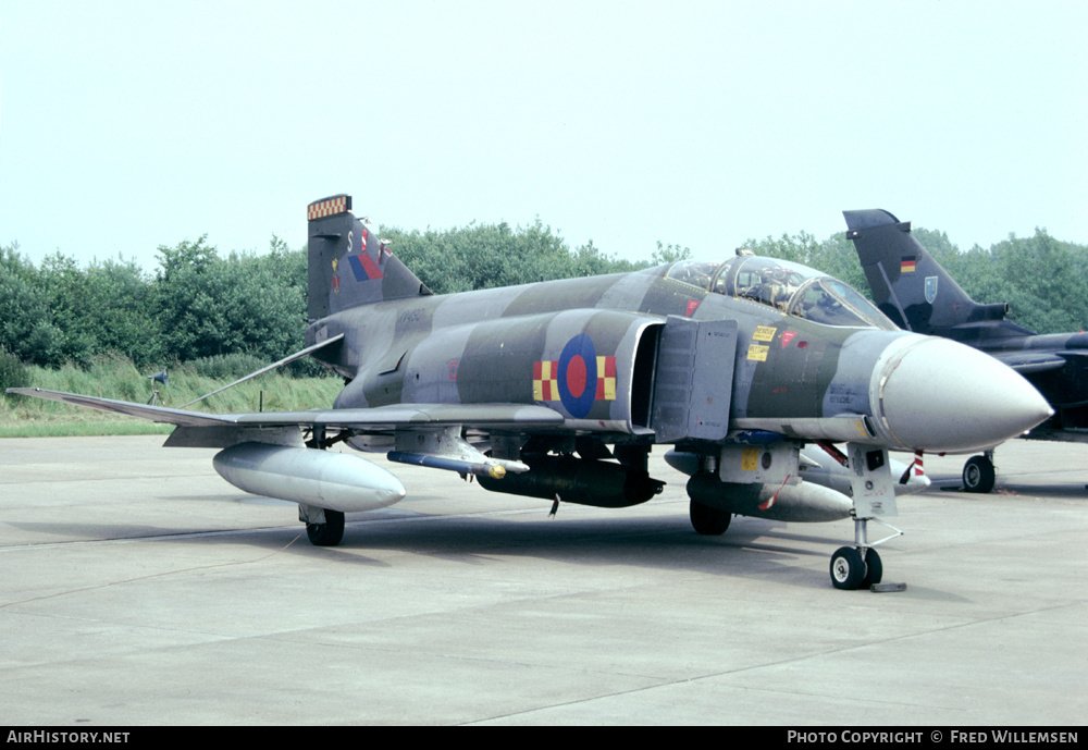 Aircraft Photo of XV490 | McDonnell Douglas F-4M Phantom FGR2 | UK - Air Force | AirHistory.net #178433