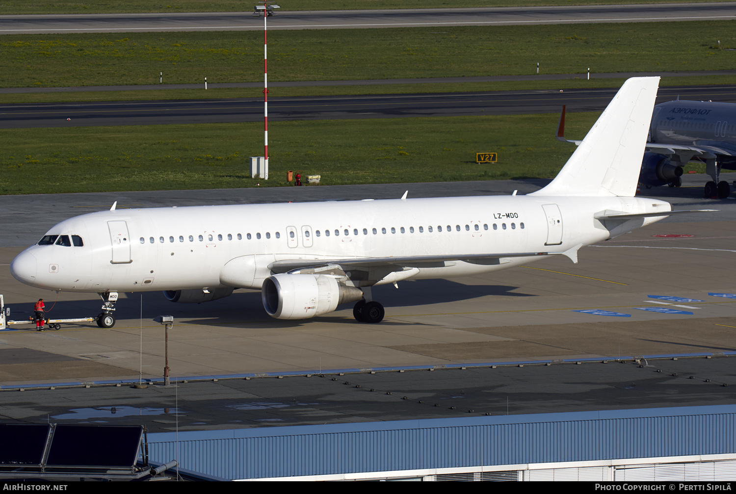 Aircraft Photo of LZ-MDO | Airbus A320-214 | AirHistory.net #178551