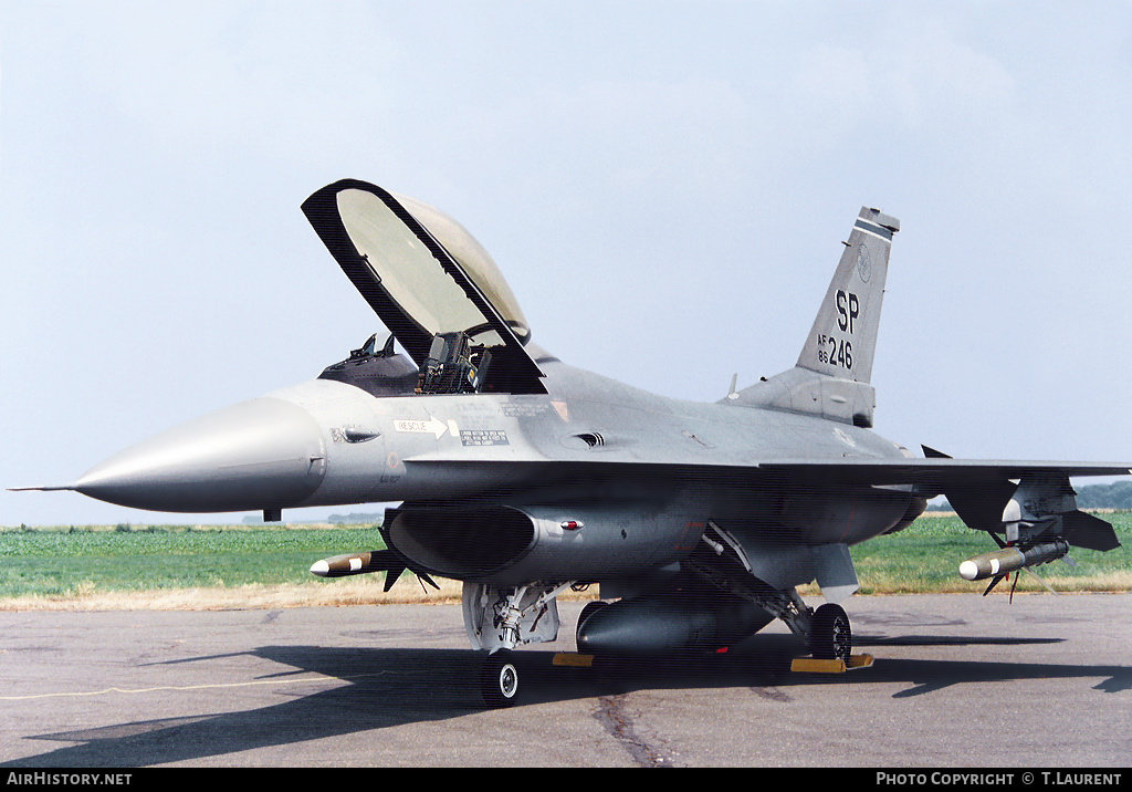Aircraft Photo of 86-0246 / AF86-246 | General Dynamics F-16C Fighting Falcon | USA - Air Force | AirHistory.net #178593