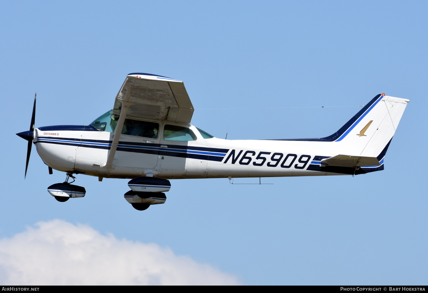 Aircraft Photo of N65909 | Cessna 172P | AirHistory.net #179118