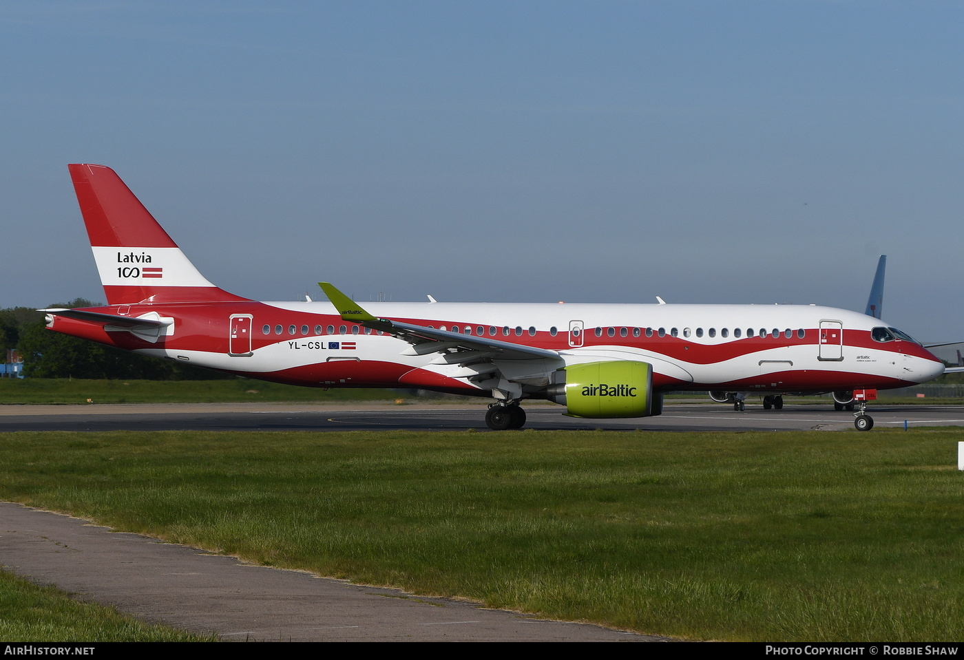 Aircraft Photo of YL-CSL | Airbus A220-371 (BD-500-1A11) | AirBaltic | AirHistory.net #179159