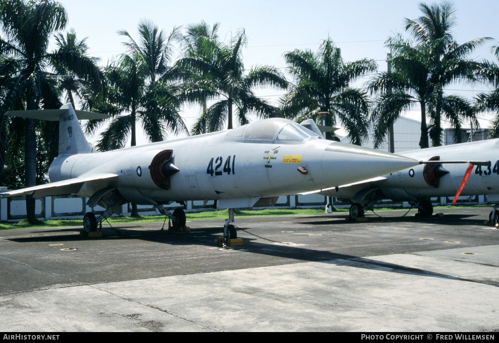 Aircraft Photo of 4241 | Lockheed F-104A Starfighter | Taiwan - Air Force | AirHistory.net #179249