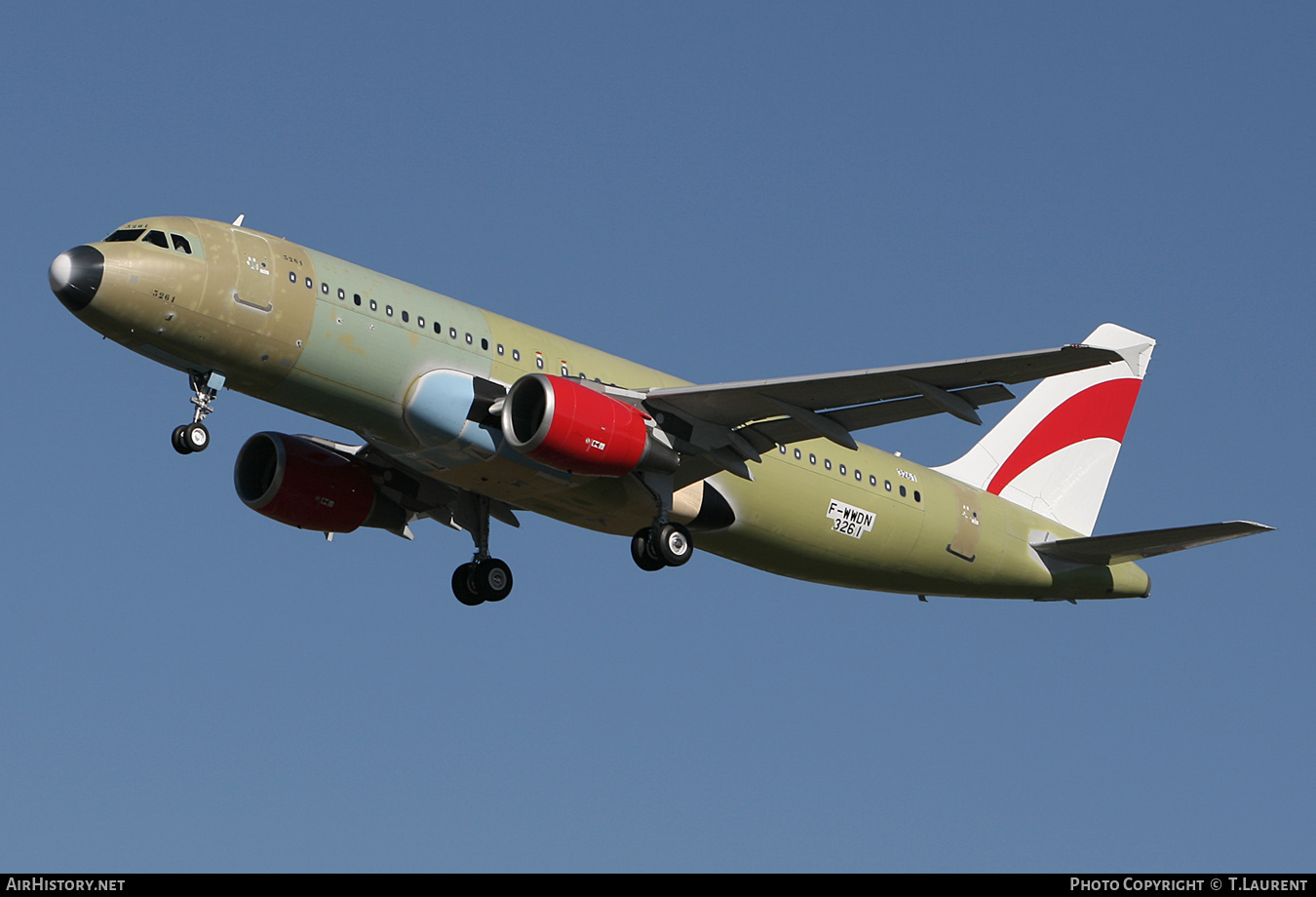 Aircraft Photo of F-WWDN | Airbus A320-214 | AirAsia | AirHistory.net #179307