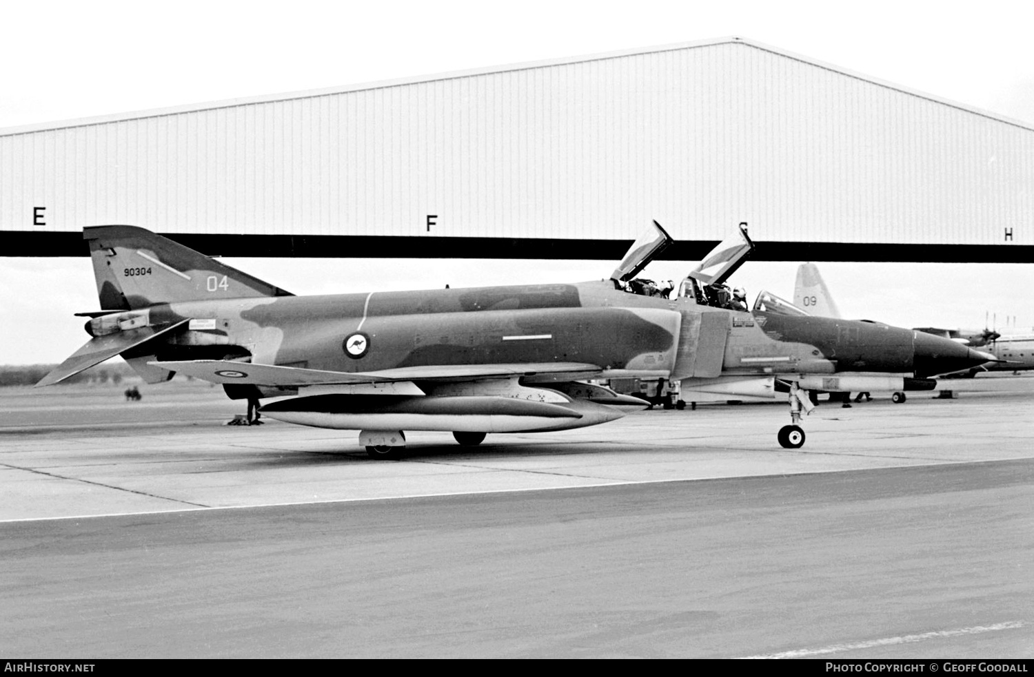 Aircraft Photo of A69-7204 / 97204 | McDonnell Douglas F-4E Phantom II | Australia - Air Force | AirHistory.net #179364