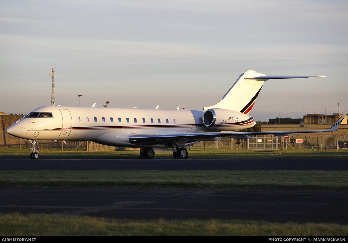 Aircraft Photo of N141QS | Bombardier Global 6000 (BD-700-1A10) | AirHistory.net #179388