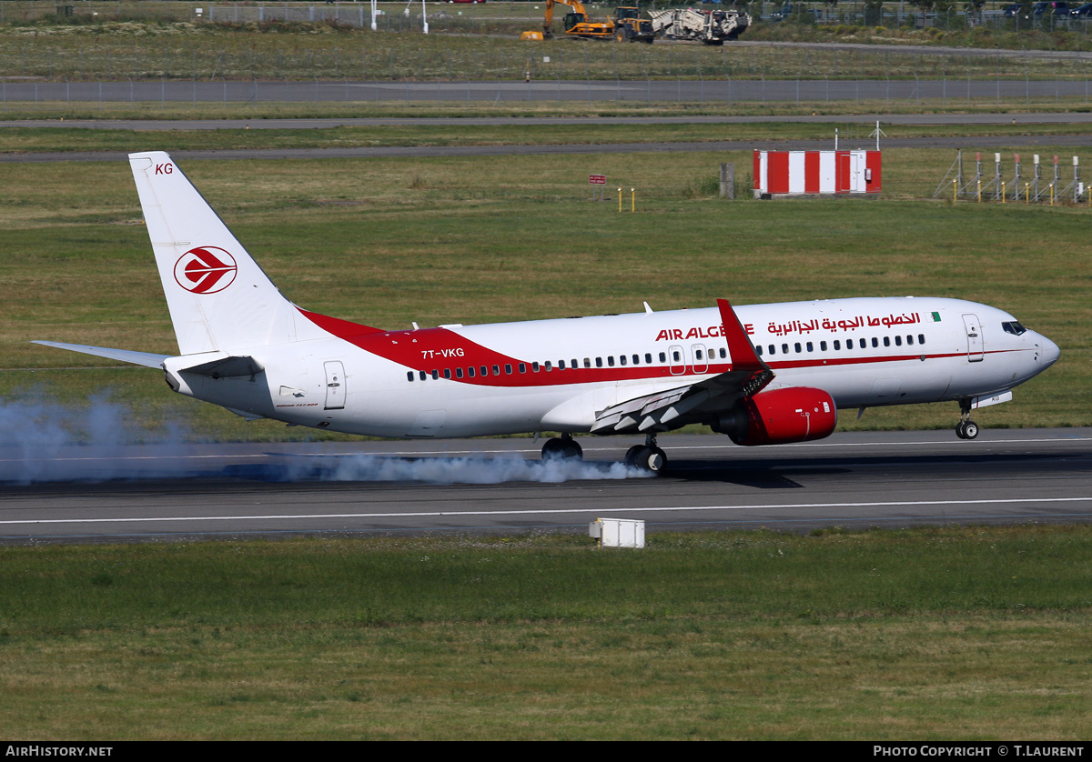 Aircraft Photo of 7T-VKG | Boeing 737-8D6 | Air Algérie | AirHistory.net #179421