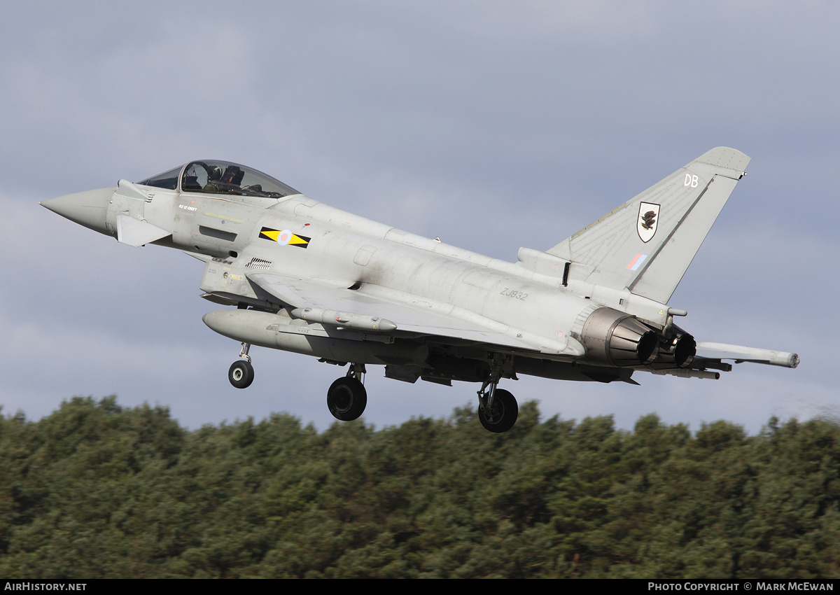 Aircraft Photo of ZJ932 | Eurofighter EF-2000 Typhoon FGR4 | UK - Air Force | AirHistory.net #179458