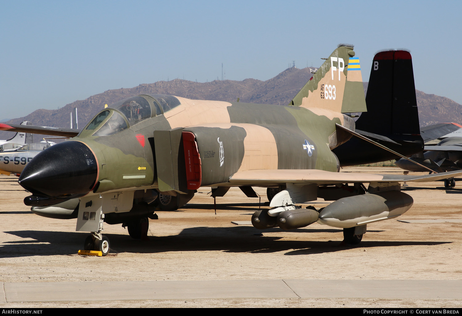 Aircraft Photo of 63-7693 / AF63-693 | McDonnell F-4C Phantom II | USA - Air Force | AirHistory.net #179576