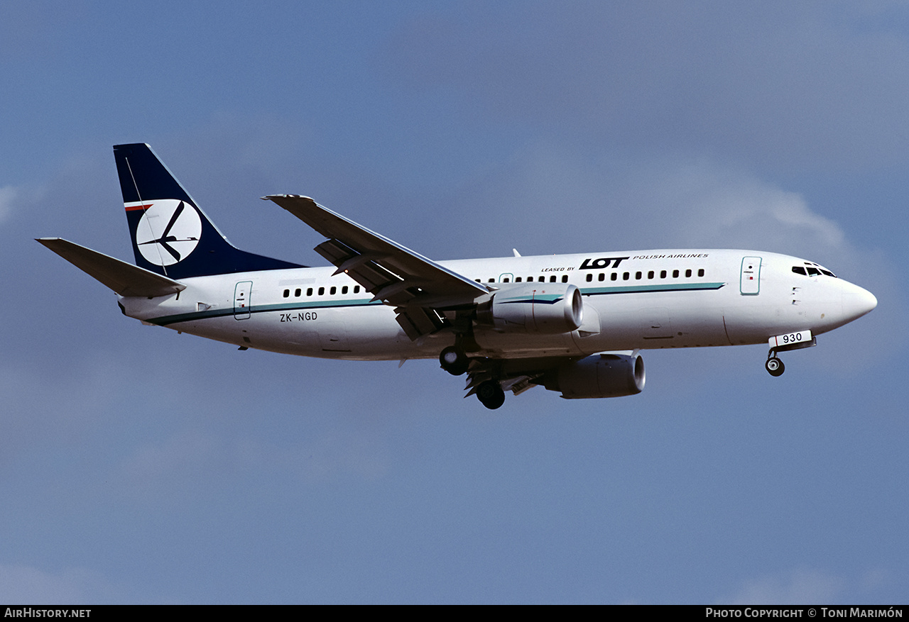 Aircraft Photo of ZK-NGD | Boeing 737-3U3 | LOT Polish Airlines - Polskie Linie Lotnicze | AirHistory.net #179595