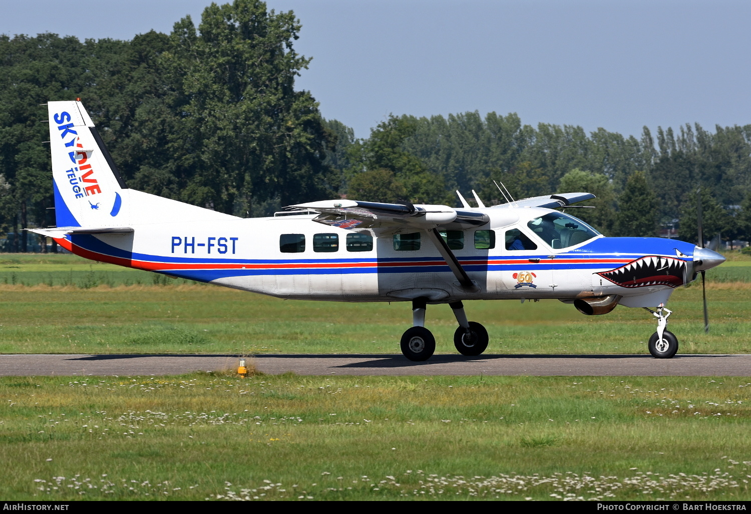 Aircraft Photo of PH-FST | Cessna 208B Texas Turbine Supervan 900 | Skydive Teuge | AirHistory.net #179670