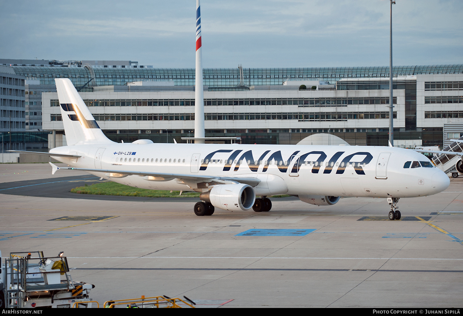 Aircraft Photo of OH-LZB | Airbus A321-211 | Finnair | AirHistory.net #179682