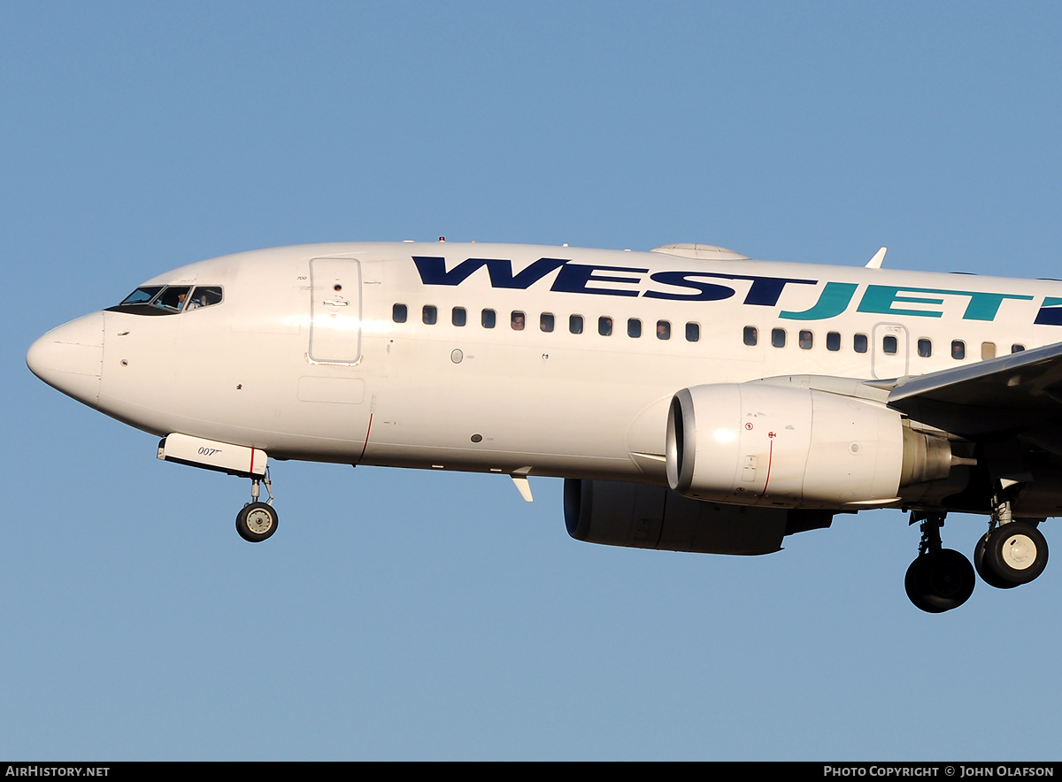 Aircraft Photo of C-GRWS | Boeing 737-76N | WestJet | AirHistory.net #179712