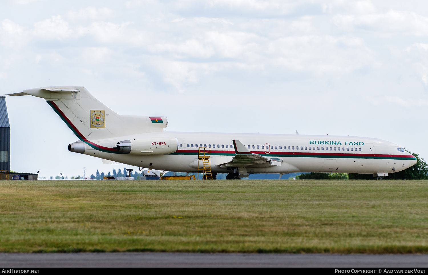 Aircraft Photo of XT-BFA | Boeing 727-282/Adv(RE) Super 27 | Burkina Faso Government | AirHistory.net #179893