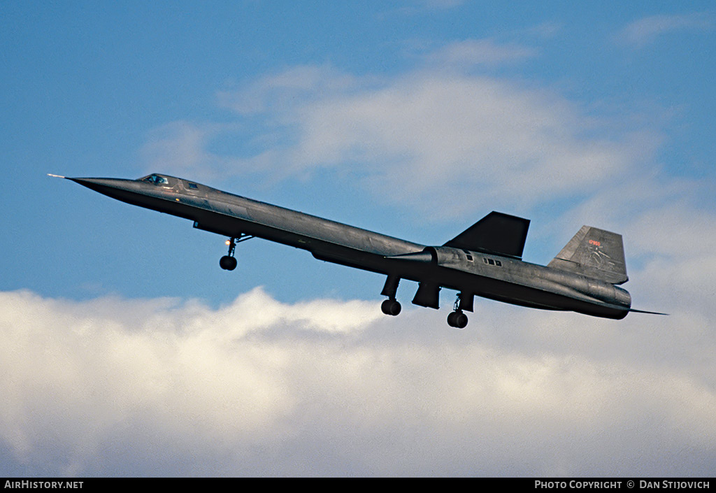Aircraft Photo of 61-7960 / 17960 | Lockheed SR-71A Blackbird | USA - Air Force | AirHistory.net #179924