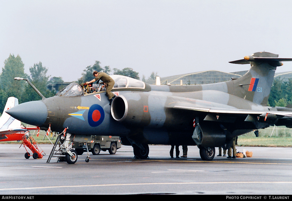 Aircraft Photo of XV353 | Hawker Siddeley Buccaneer S2B | UK - Air Force | AirHistory.net #180059