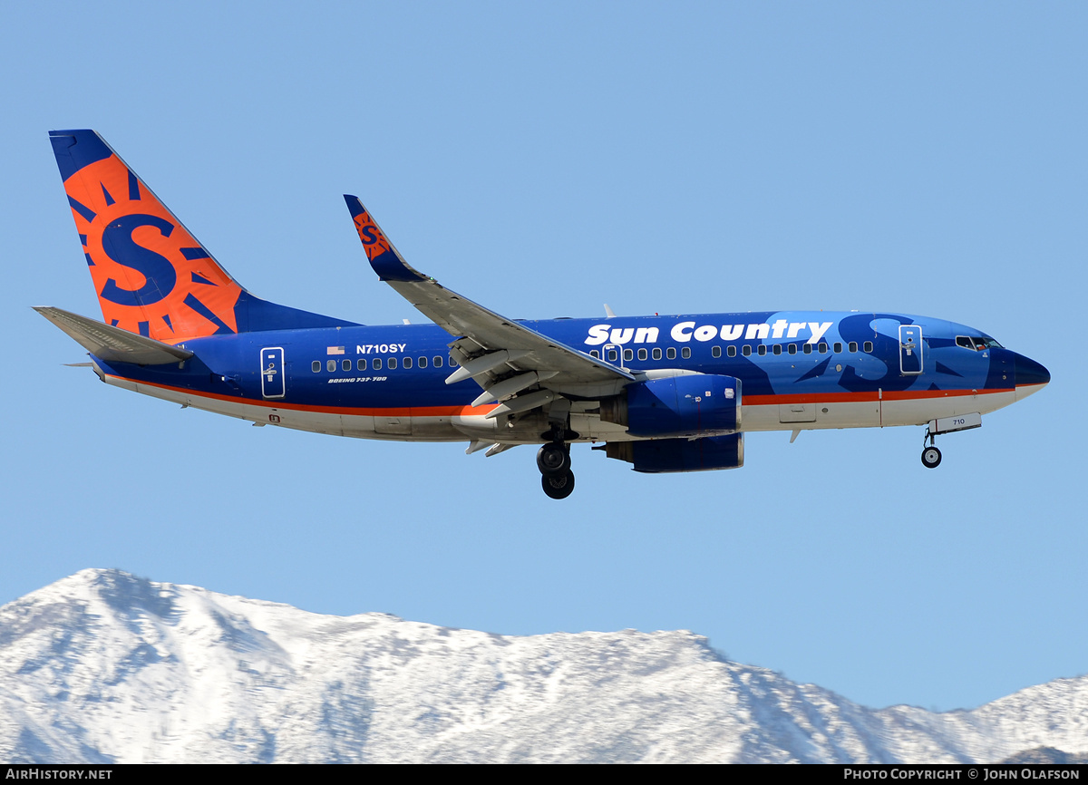 Aircraft Photo of N710SY | Boeing 737-73V | Sun Country Airlines | AirHistory.net #180075