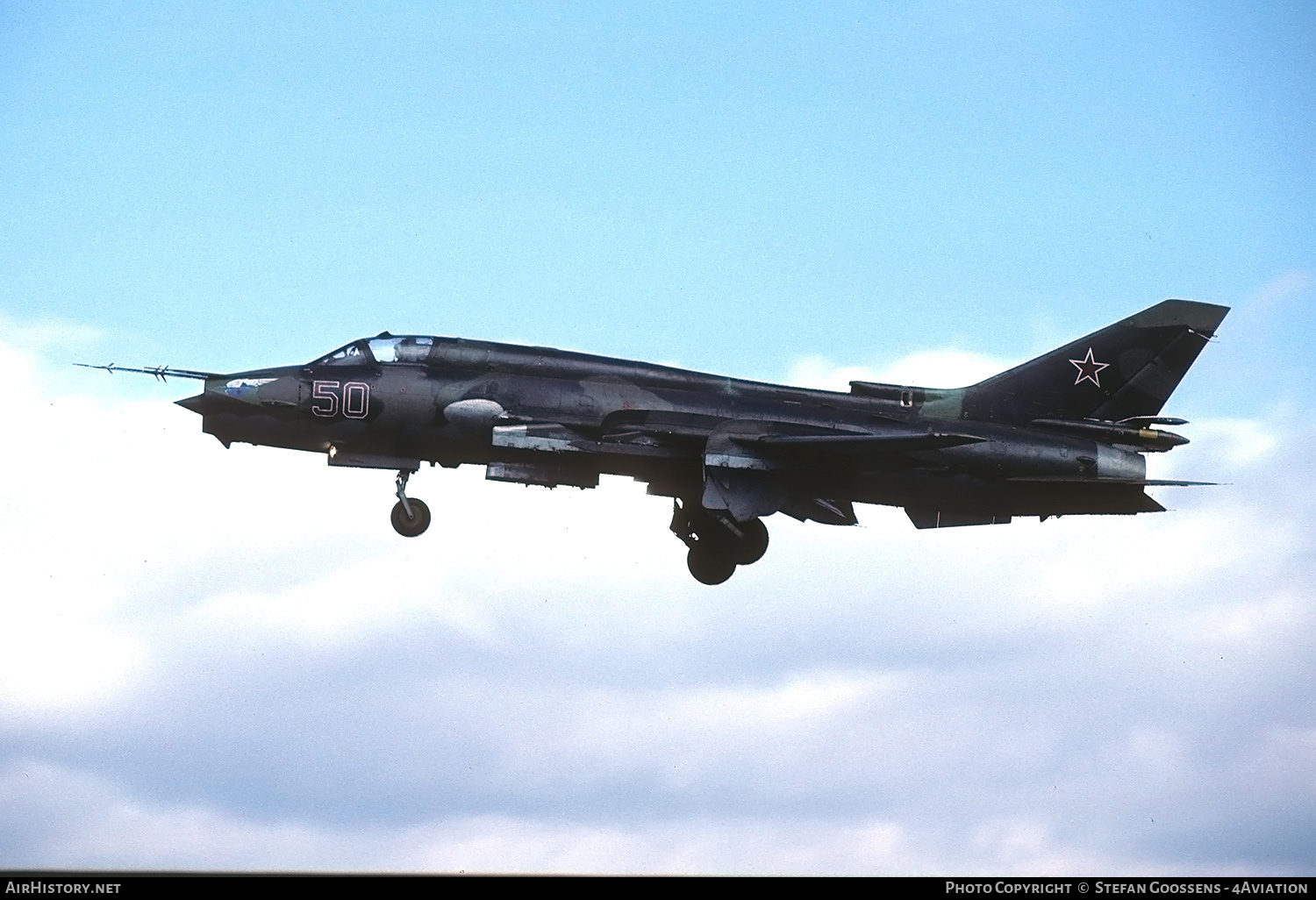 Aircraft Photo of 50 red | Sukhoi Su-17M4 | Soviet Union - Air Force | AirHistory.net #180306