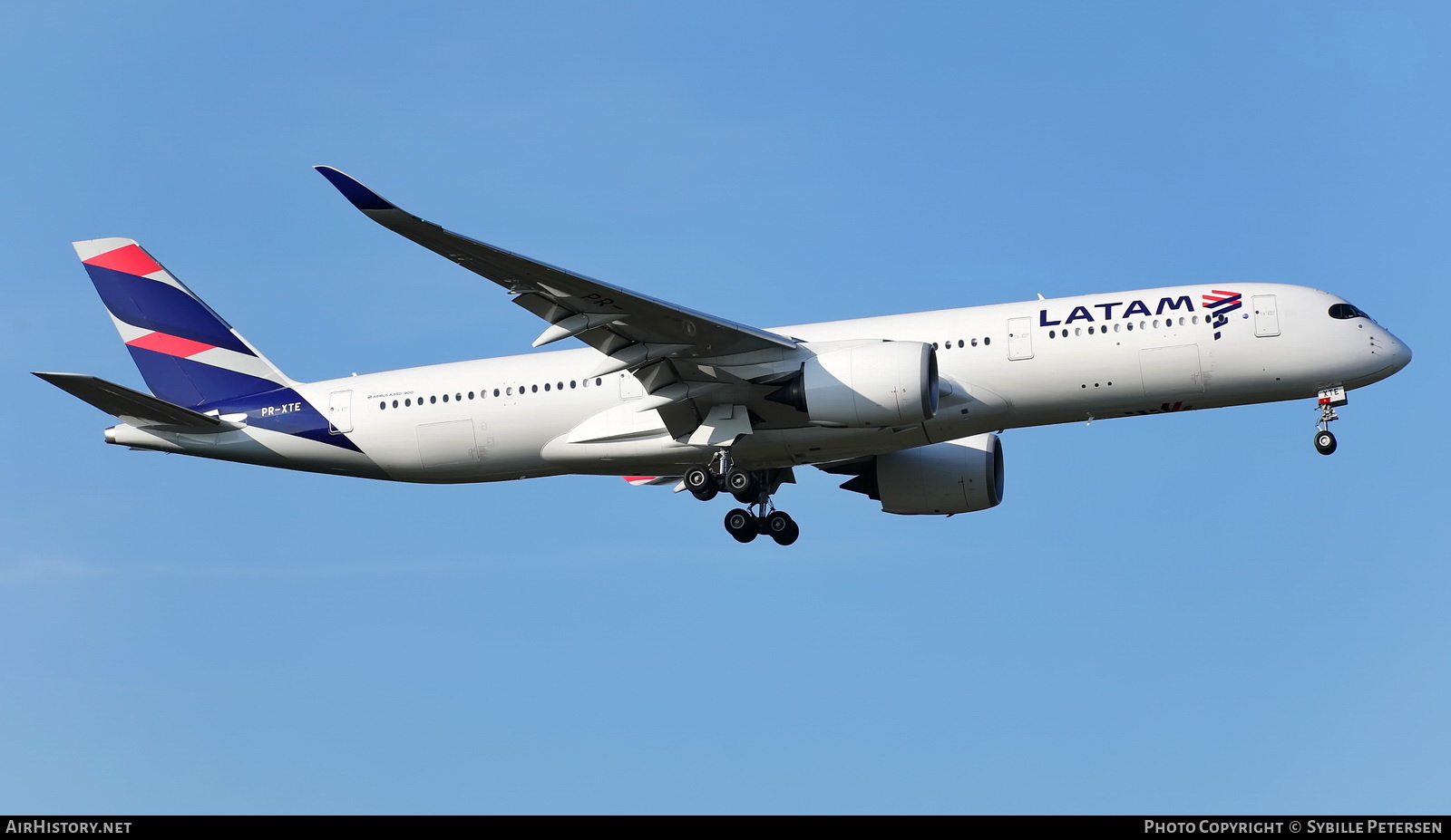 Aircraft Photo of PR-XTE | Airbus A350-941 | LATAM Airlines | AirHistory.net #180311