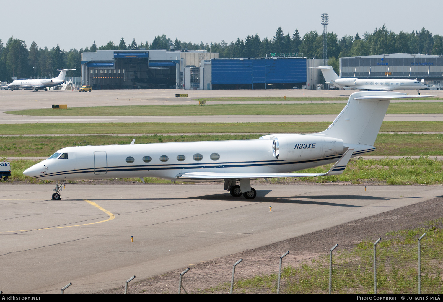 Aircraft Photo of N33XE | Gulfstream Aerospace G-V Gulfstream V | AirHistory.net #180315