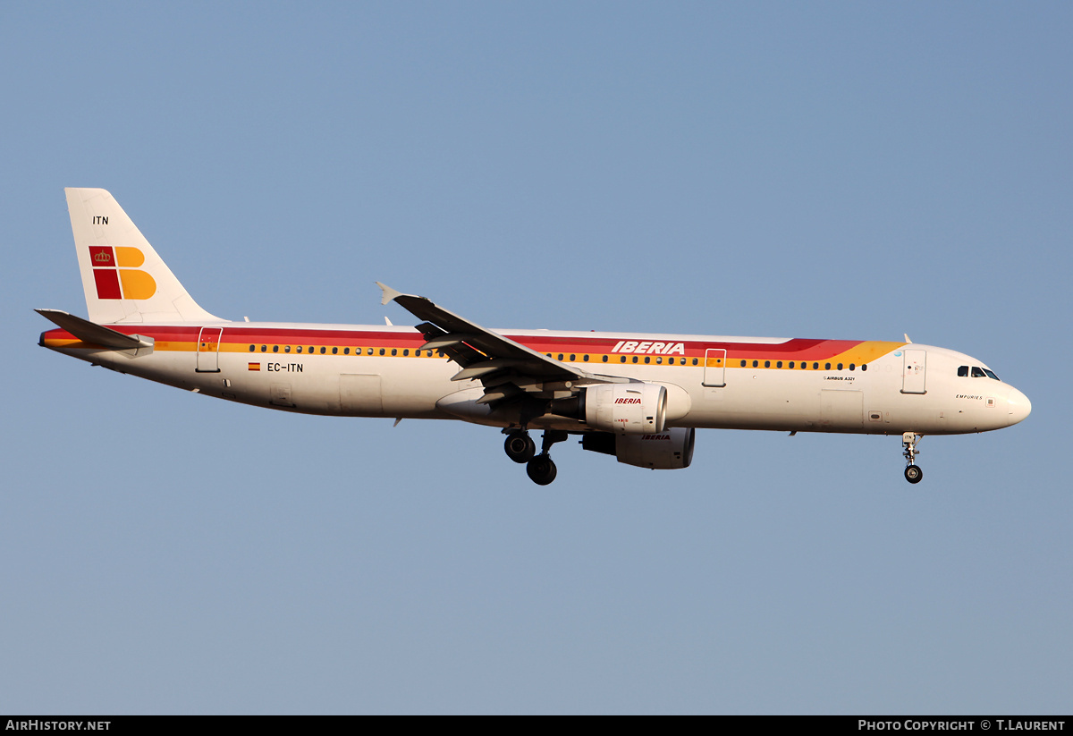 Aircraft Photo of EC-ITN | Airbus A321-211 | Iberia | AirHistory.net #180389