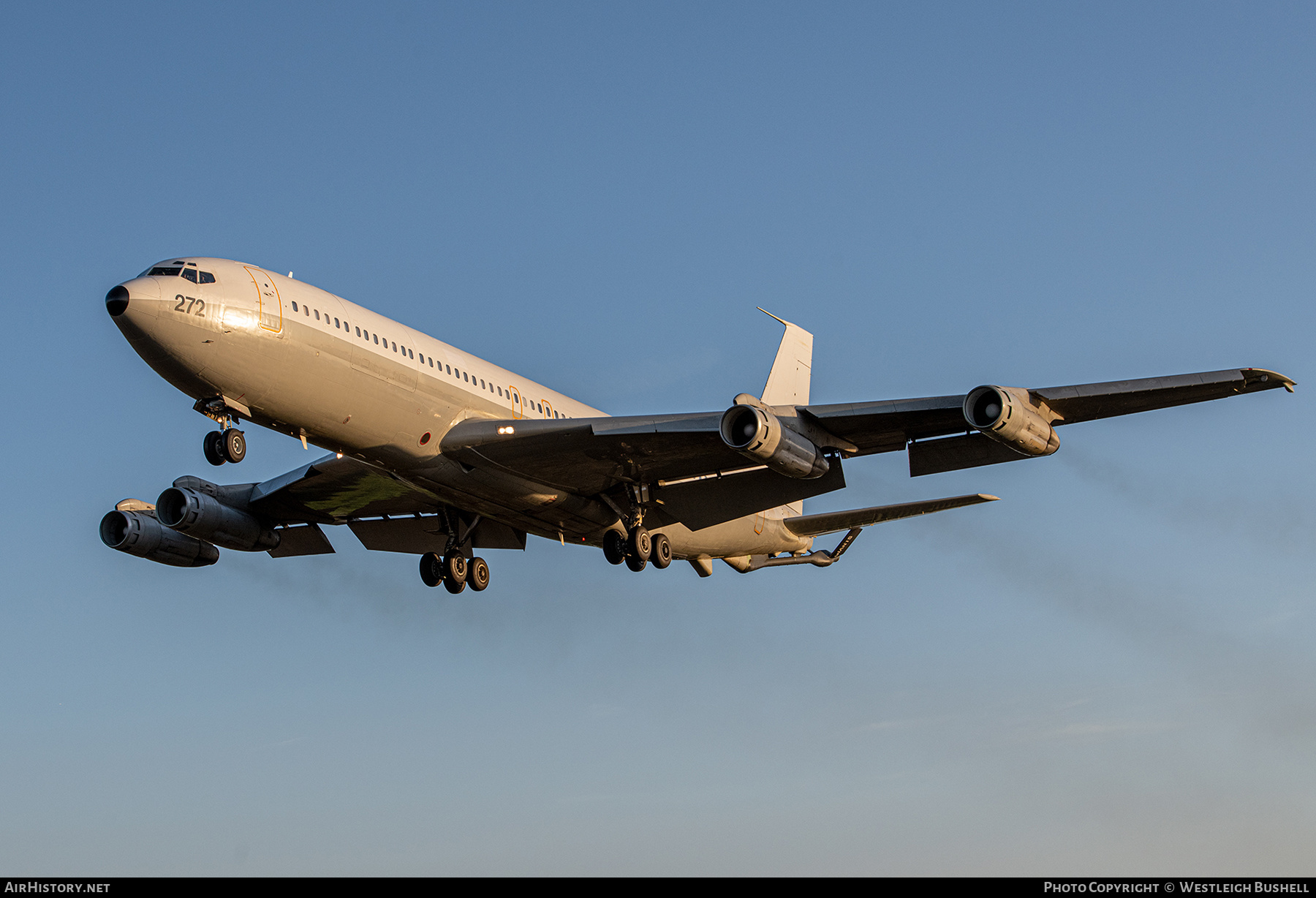 Aircraft Photo of 272 | Boeing 707-3L6C(KC) | Israel - Air Force | AirHistory.net #180439