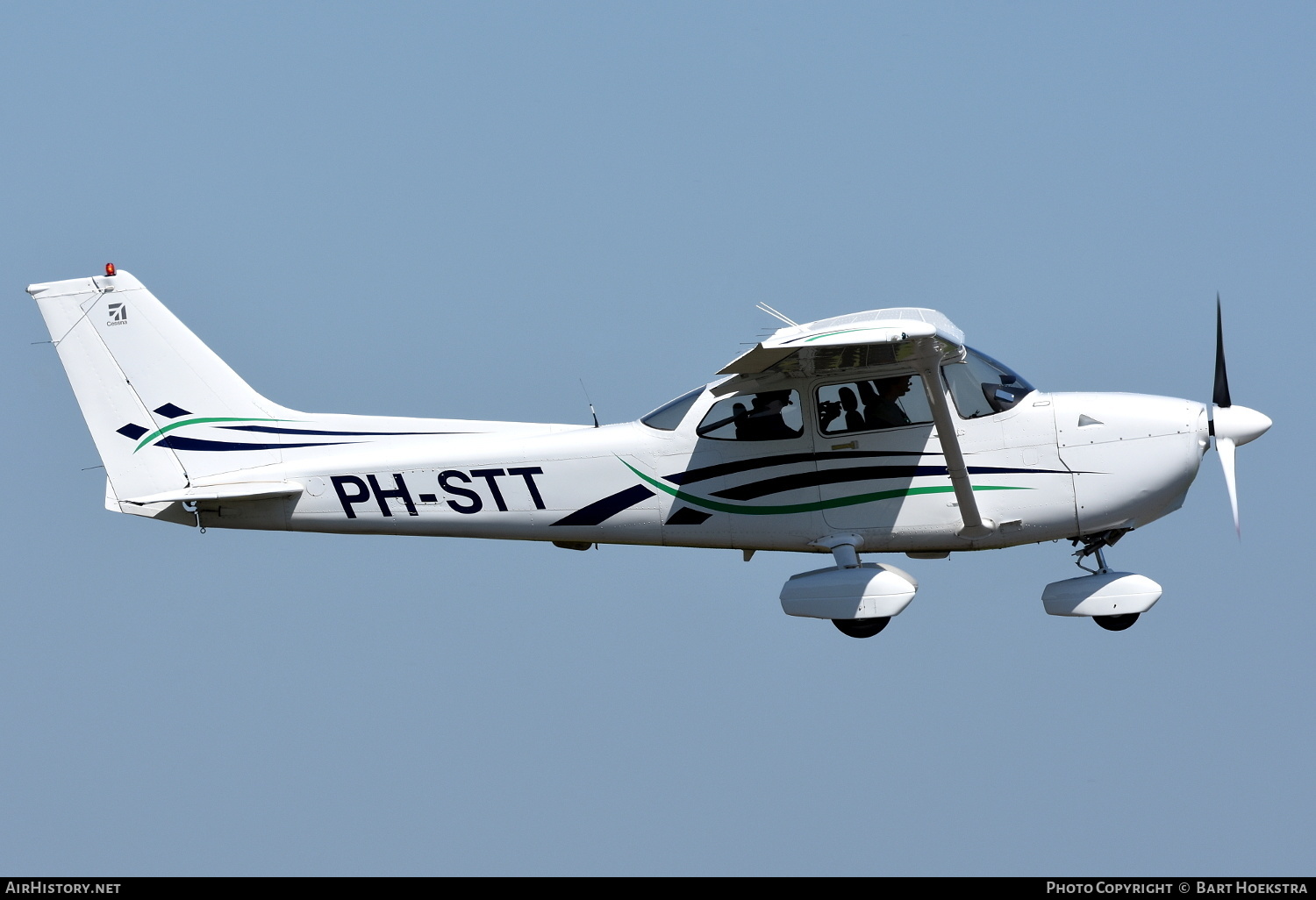Aircraft Photo of PH-STT | Cessna 172S(Centurion) Skyhawk SP | AirHistory.net #180482