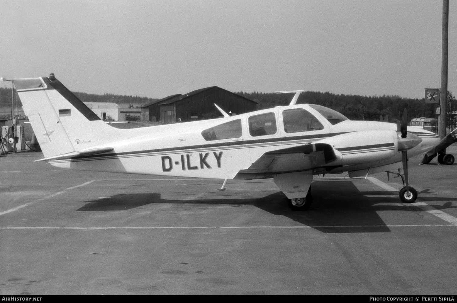 Aircraft Photo of D-ILKY | Beech 95-B55 Baron | AirHistory.net #180497