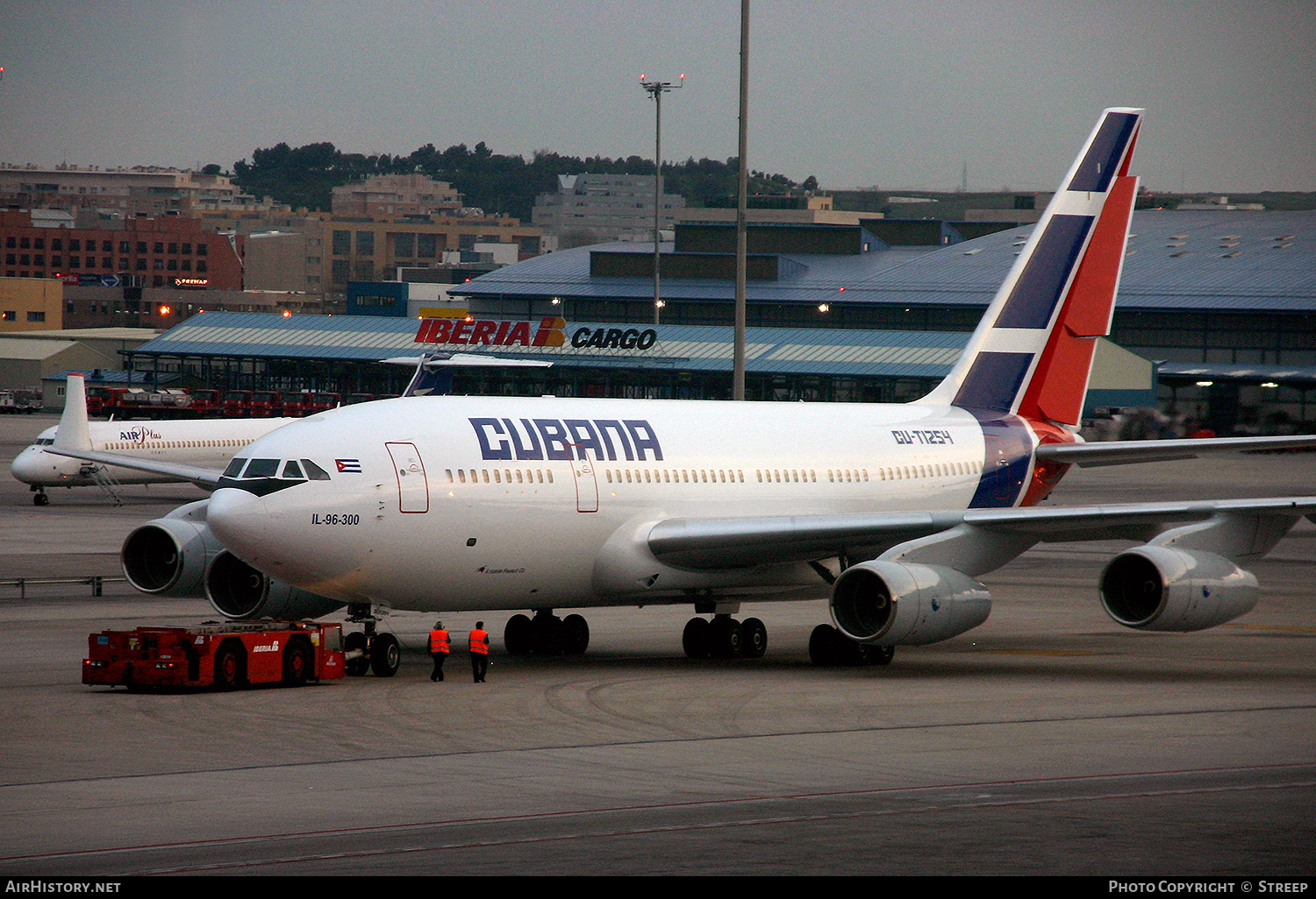 Aircraft Photo of CU-T1254 | Ilyushin Il-96-300 | Cubana | AirHistory.net #180510