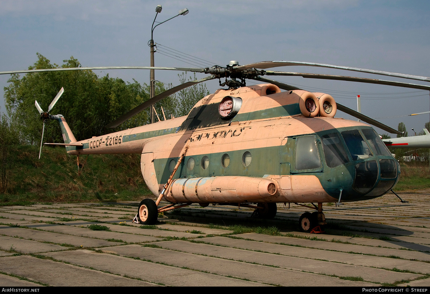 Aircraft Photo of CCCP-22186 | Mil Mi-8T | Aeroflot | AirHistory.net #180551