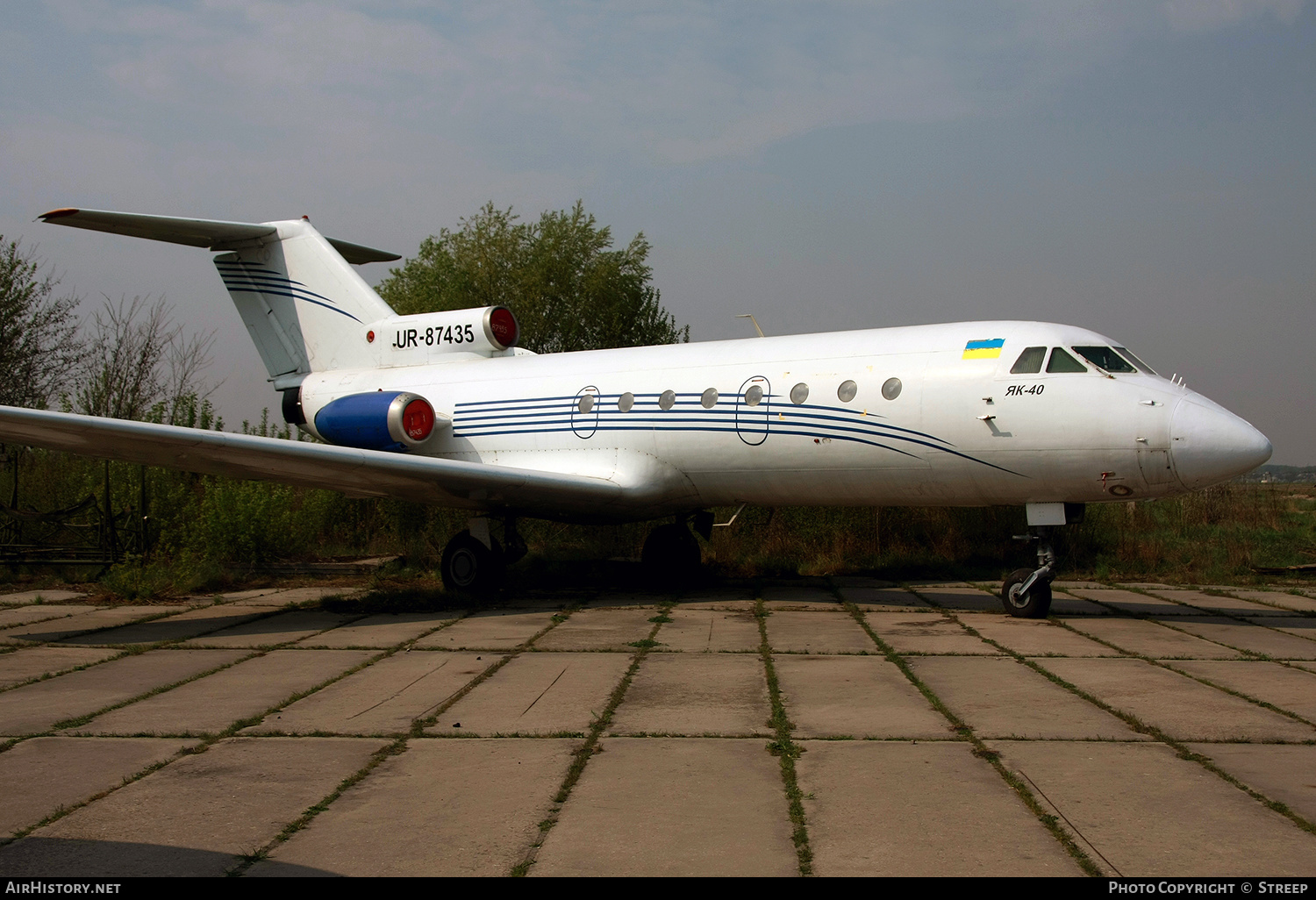 Aircraft Photo of UR-87435 | Yakovlev Yak-40 | Aerolyuks | AirHistory.net #180576