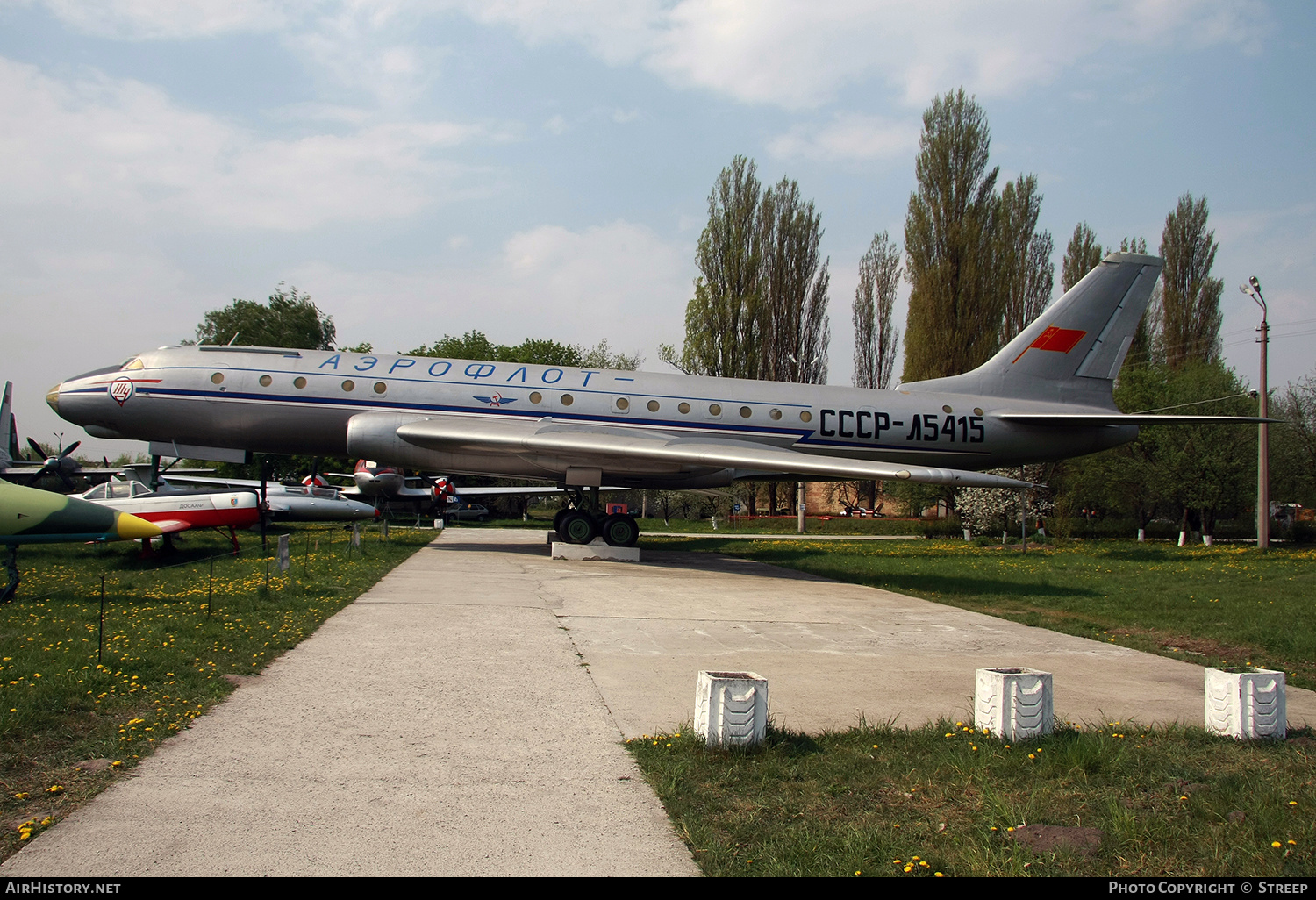 Aircraft Photo of CCCP-L5415 / CCCP-Л5415 | Tupolev Tu-104 | Aeroflot | AirHistory.net #180593