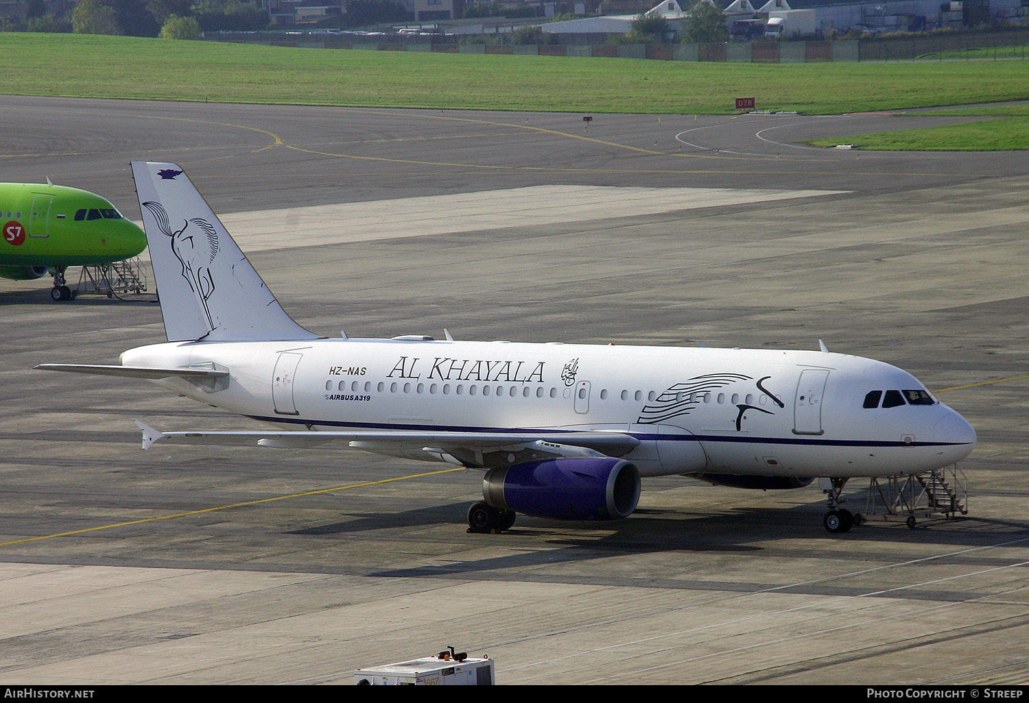 Aircraft Photo of HZ-NAS | Airbus A319-132 | Al Khayala | AirHistory.net #180611