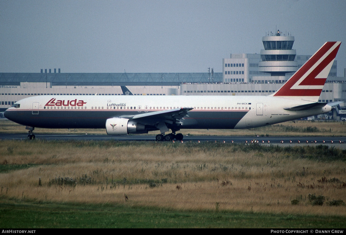 Aircraft Photo of PH-MCK | Boeing 767-31A/ER | Lauda Air | AirHistory.net #180664