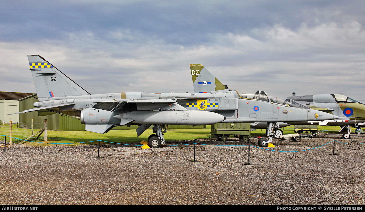 Aircraft Photo of XX829 | Sepecat Jaguar T2A | UK - Air Force | AirHistory.net #180743