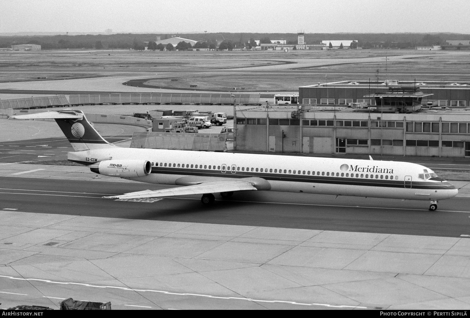 Aircraft Photo of EI-CIW | McDonnell Douglas MD-82 (DC-9-82) | Meridiana | AirHistory.net #181086