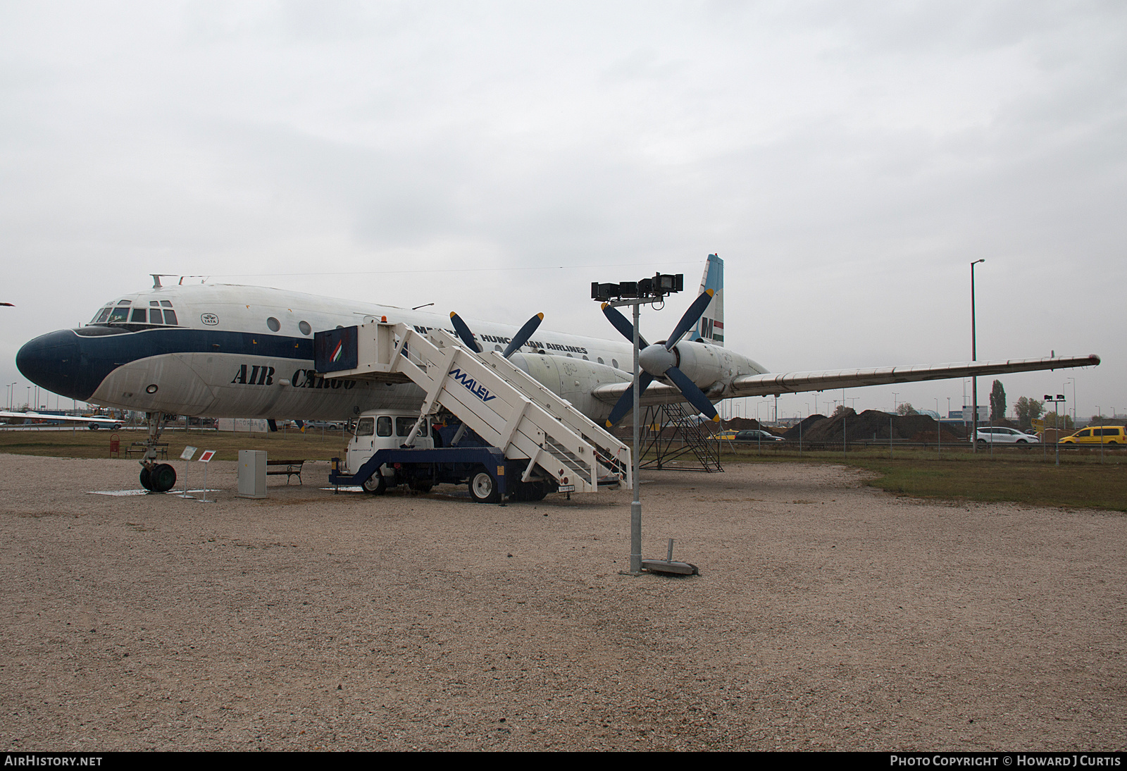 Aircraft Photo of HA-MOG | Ilyushin Il-18Gr | Malév - Hungarian Airlines Air Cargo | AirHistory.net #181102