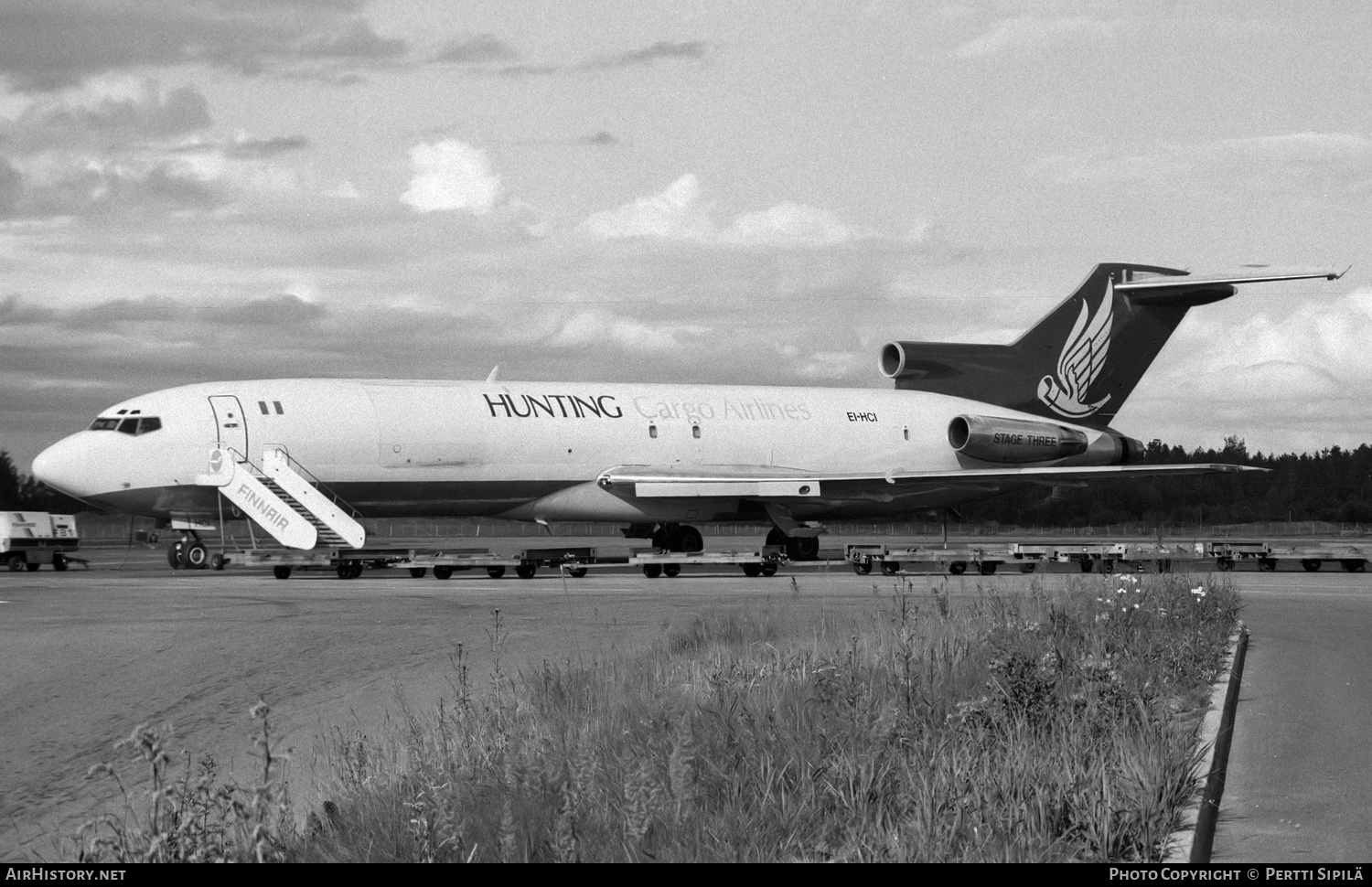 Aircraft Photo of EI-HCI | Boeing 727-223(F) | Hunting Cargo Airlines | AirHistory.net #181139